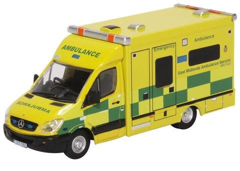 Oxford 1/76 Mercedes Ambulance West Midlands