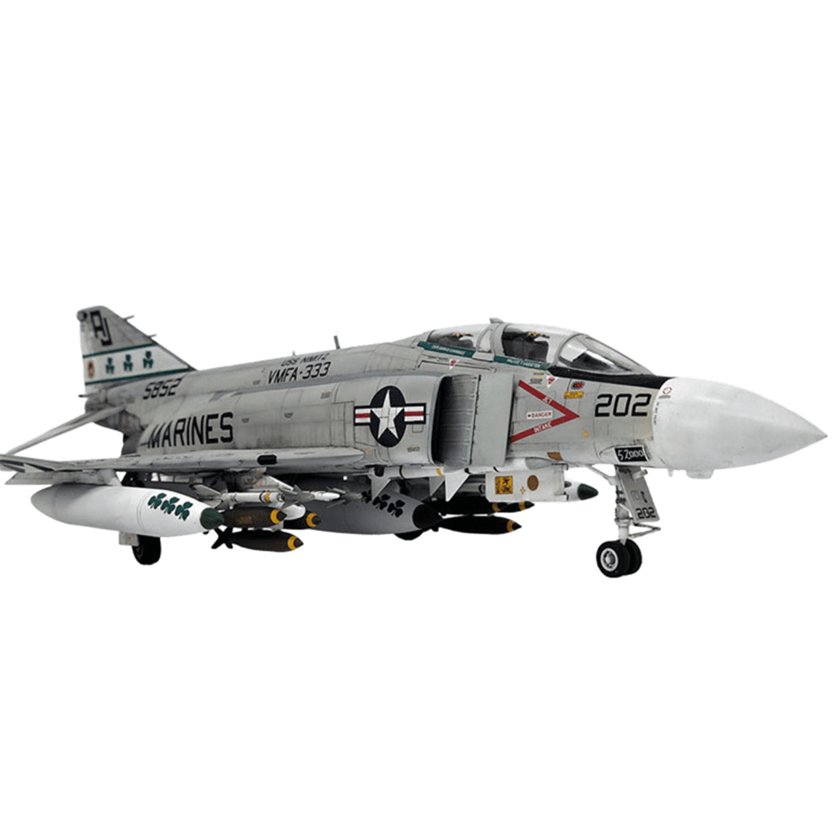 Academy 1:48 USMC F-4J Phantom II VMFA-333 Fighting "Shamrocks"