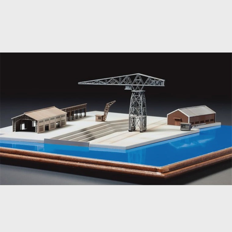 Tamiya 1:700 Naval Port Drydock Set Water Line Series