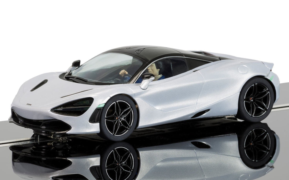 Scalextric 1:32 McLaren 720S Glacier White