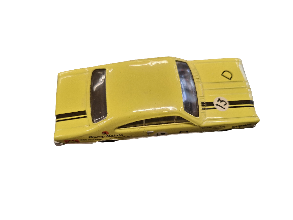 "Pre owned" Trax 1:43 1968 Holden Monaro HK GTS Bathurst Winner
