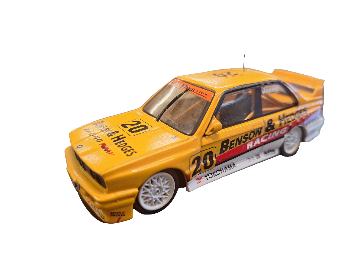 "Pre owned" Minichamps 1:43 BMW M3 Benson & Hedges Jones