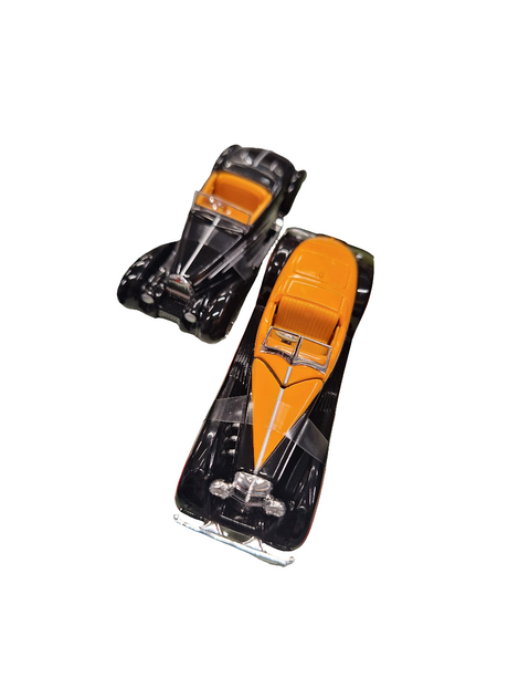 "Pre owned" Hot Wheels 1:64 100% Classic Bodies Set Bugatti & Duesenberg