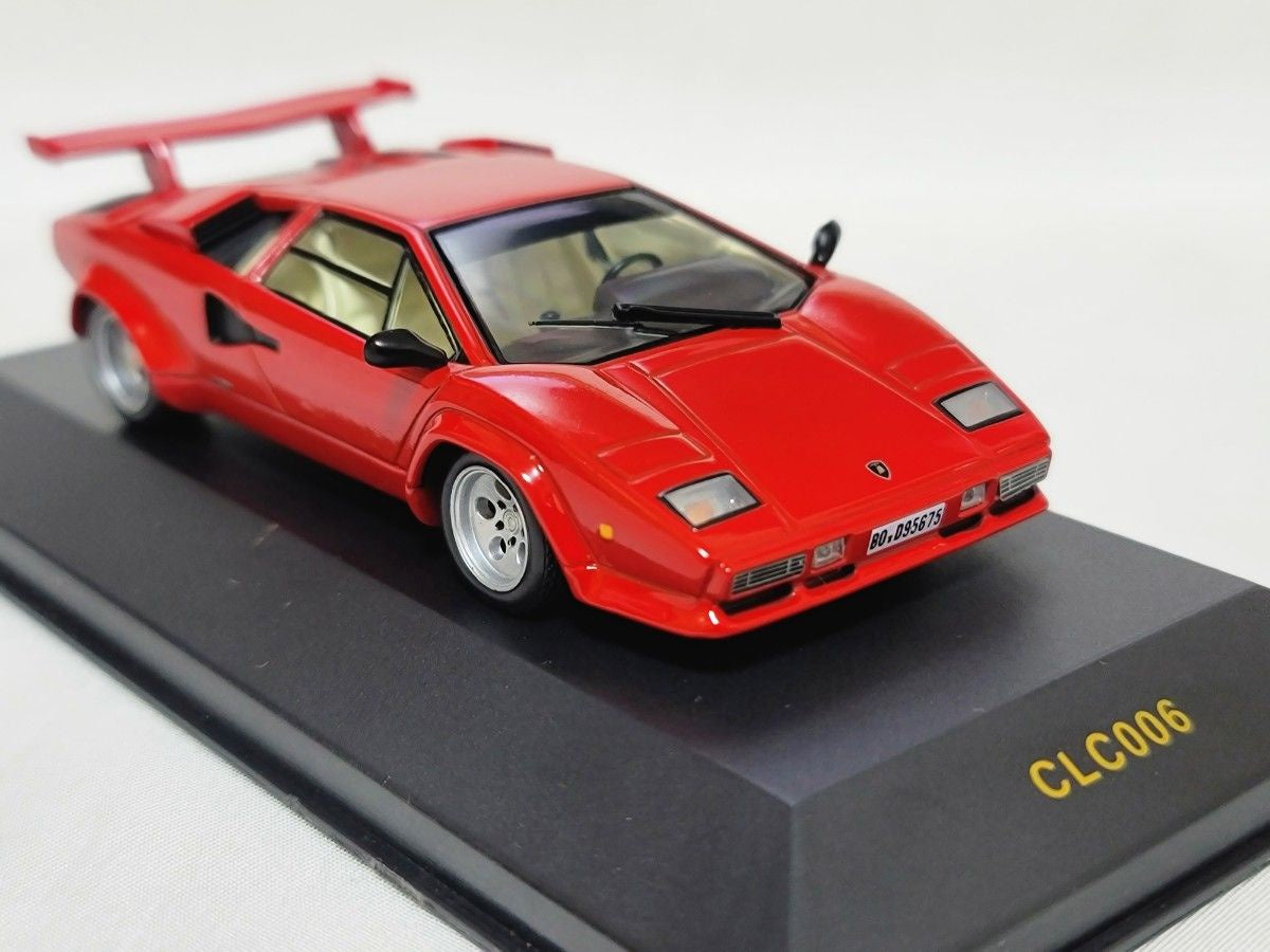 "Pre Owned" IXO 1:43 1982 Lamborghini Countach LP 500S