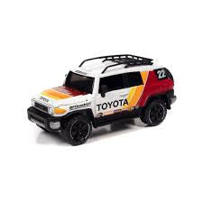 JL 1:64 2007 FJ Cruiser Autoworld Exclusive