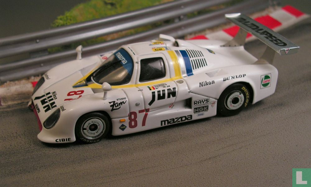 Bizarre 1:43 Mazda 727C LM84