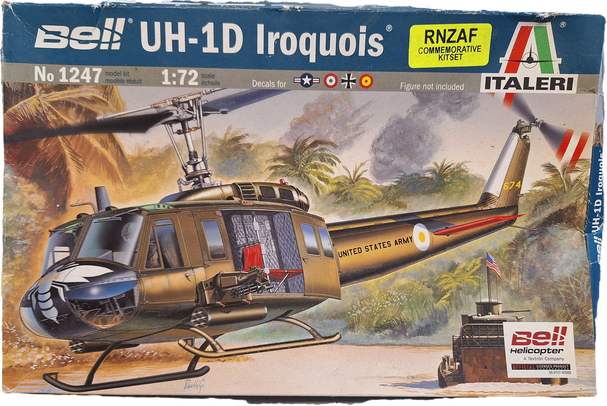 *Box Damaged* Italeri 1:72 UH-1D Iroquois RNZAF (FMS)