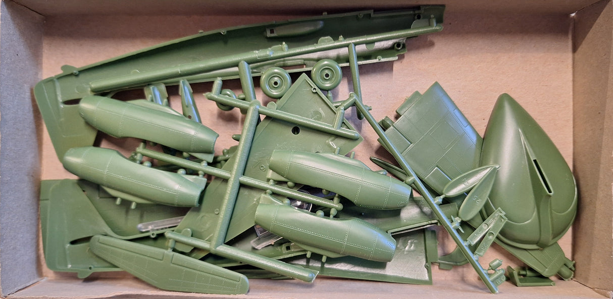 *Unsealed, Vintage* Lindberg 1:72 Arado AR-234B (FMS)