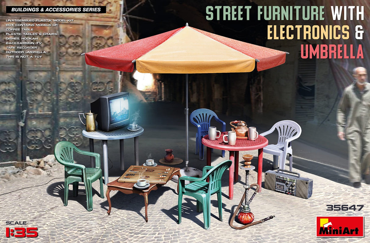 Miniart 1:35 Street Furniture W/Electronics & Umbrella
