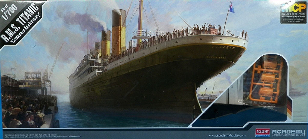 Academy 1:700 RMS Titanic Centenary Anniversary