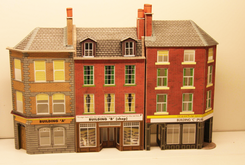 Metcalfe OO L/Relief Pub & Shops