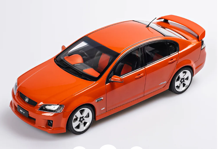 AC 1:18 Holden VE Commodore SS V Ignition Met.