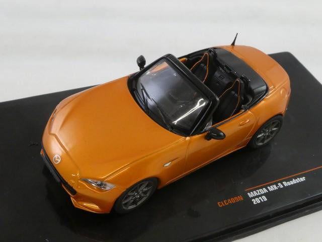 Ixo 1:43 2016 Mazda MX-5 Metallic Orange