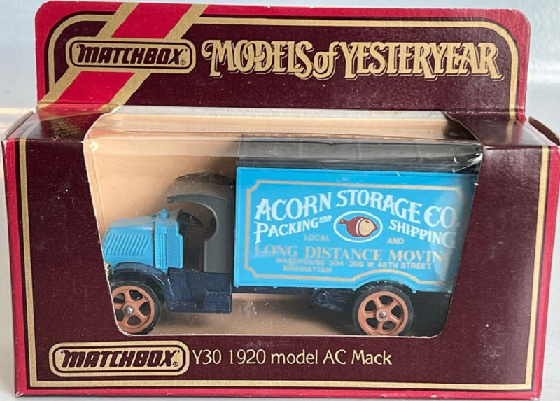Matchbox MOY Y-30 1920 Mack AC Acorn Storeage